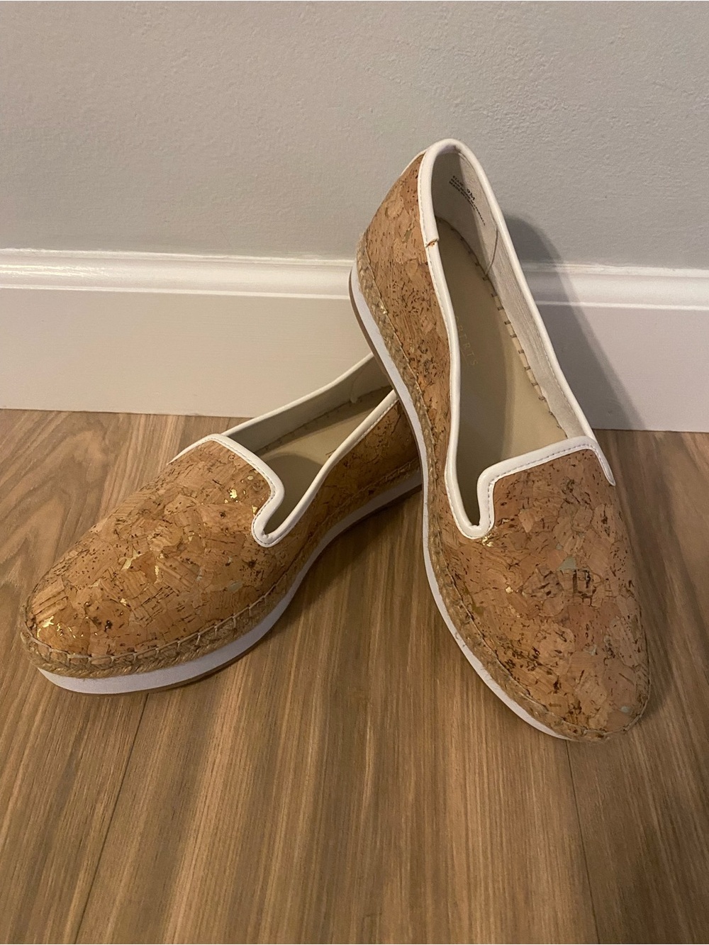 NEW Sondra Roberts ladies 9 Ellie platform espadrille loafers women’s slip on
